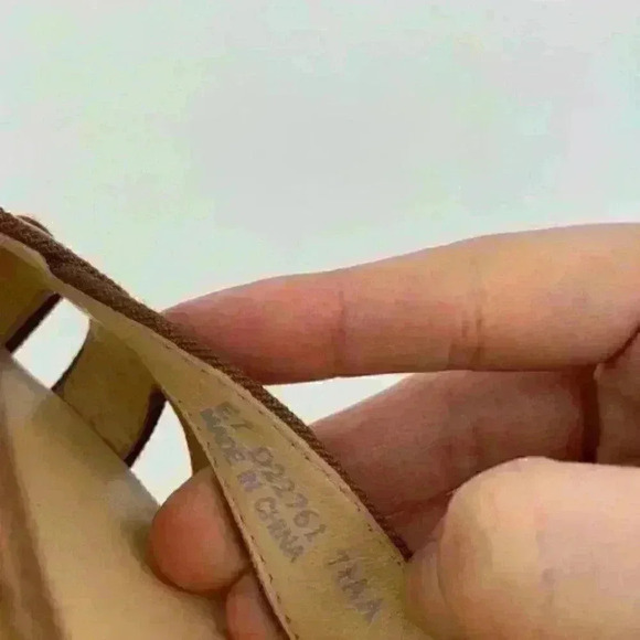 Cole haan heels size 7.5 AA suede patent leather - Picture 9 of 11